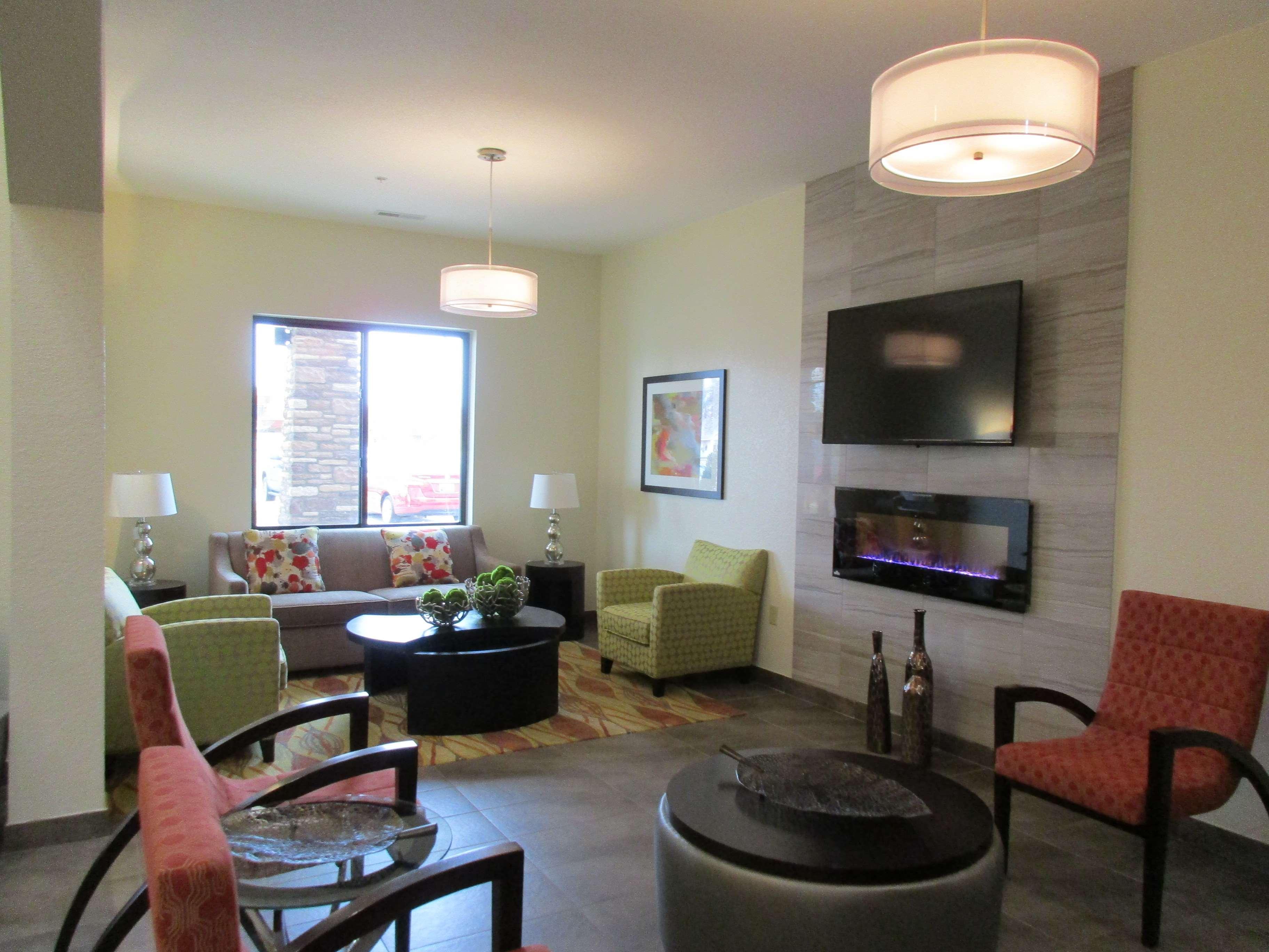 Best Western Plus Fairview Inn & Suites Eksteriør billede